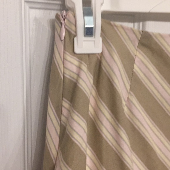 Roxy Quicksilver knee length skirt - Picture 5 of 7